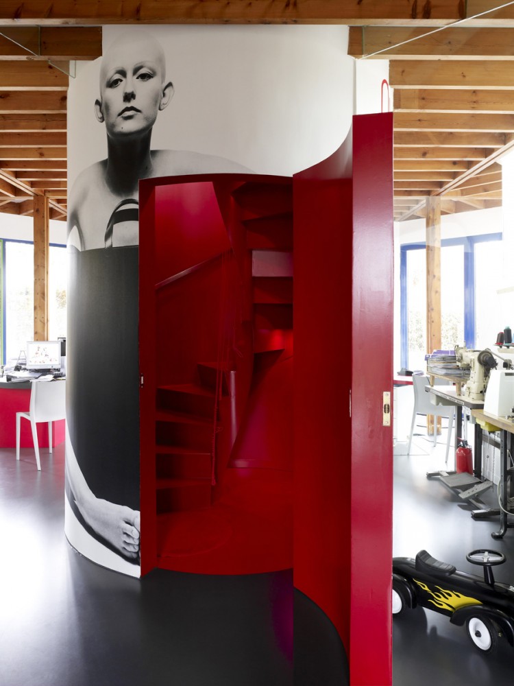 House VVDB / dmvA