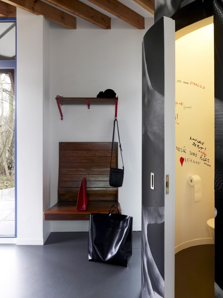 House VVDB / dmvA