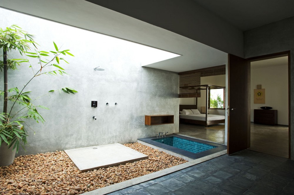 Cliff House / Khosla Associates