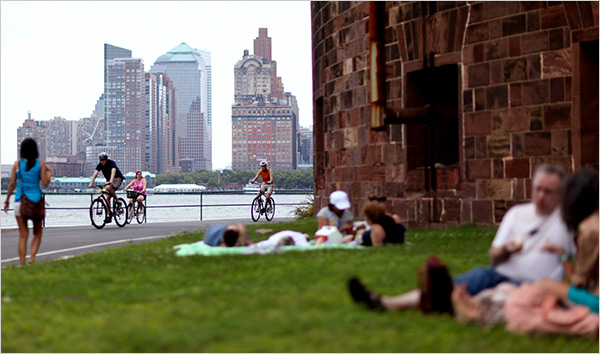 New Yorkers Claim Their Waterfront