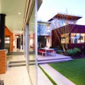 House - Casa Familia - Kevin deFreitas Architects House - Casa Familia - Kevin deFreitas Architects Courtesy of Kevin deFreitas Architects