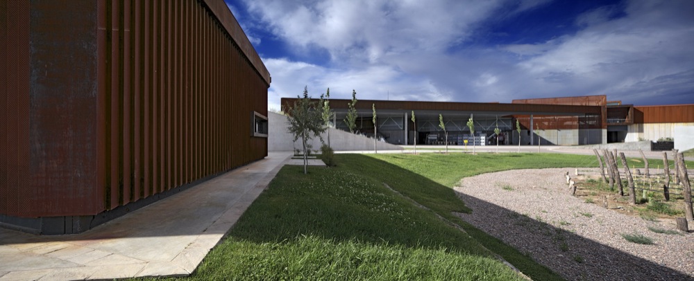 Navarro Correas Winery / aft Arquitectos