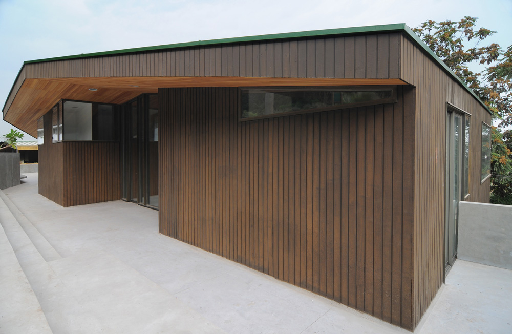Zoo Veterinary Hospital / Carreño Sartori Arquitectos