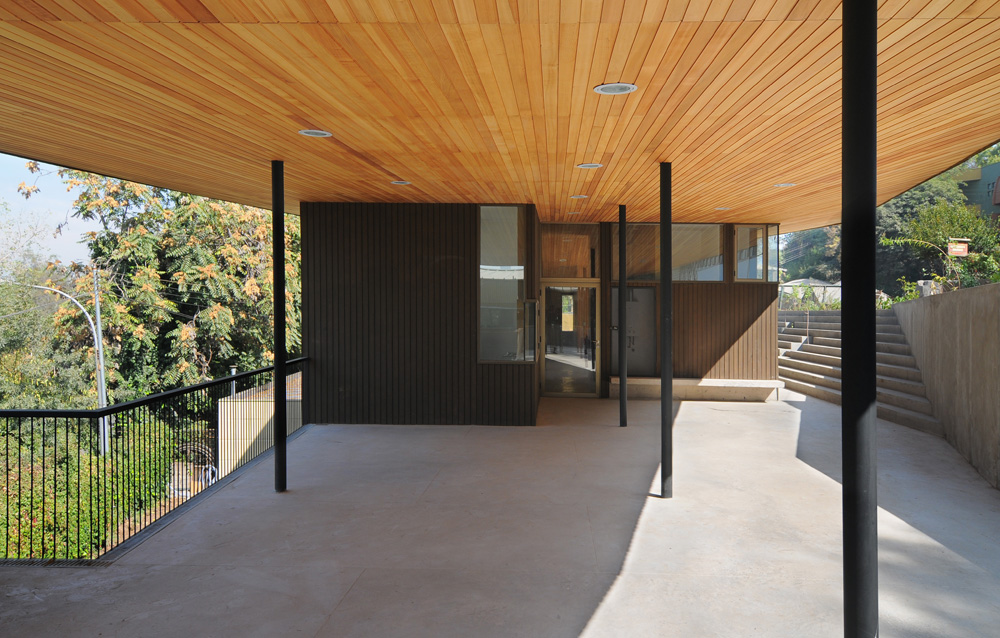 Zoo Veterinary Hospital - Carreño Sartori Arquitectos © Marcos Mendizábal