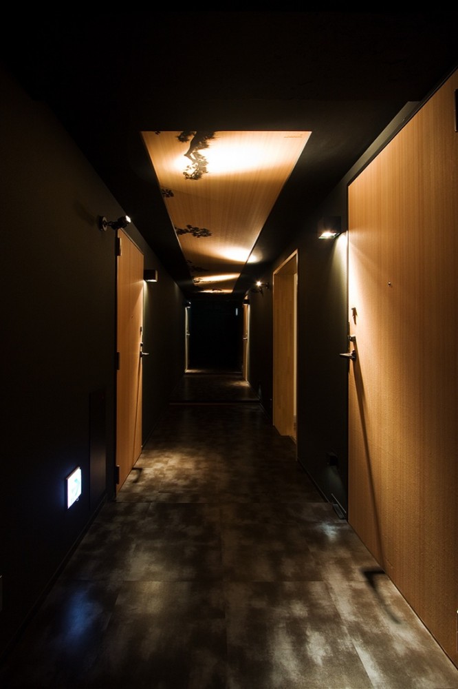 Hotel Nuts - Upsetters Architects © Yusuke Wakabayashi