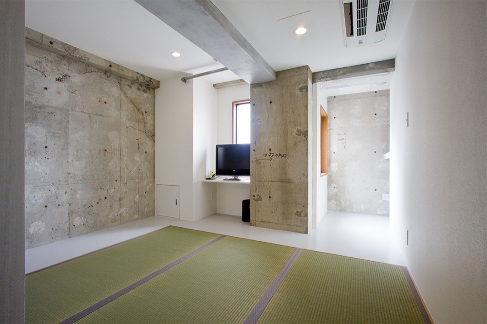 Hotel Nuts - Upsetters Architects © Yusuke Wakabayashi