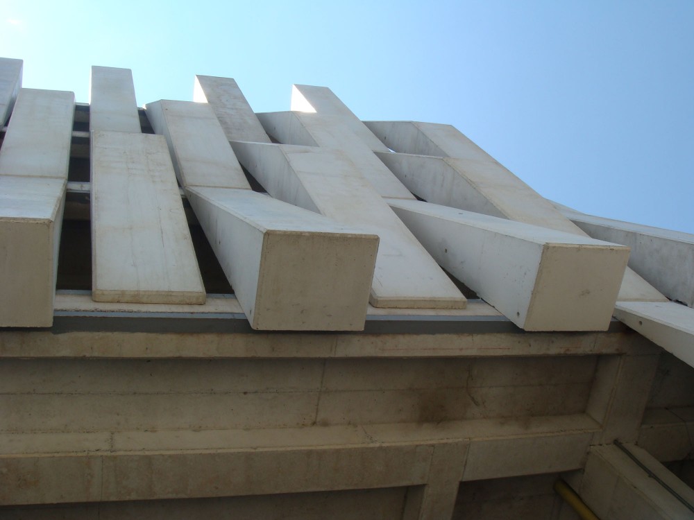 Argos, Building for an Electrical Generator at a Cement Factory - Felipe Gonzalez-Pacheco © Andrés Valbuena