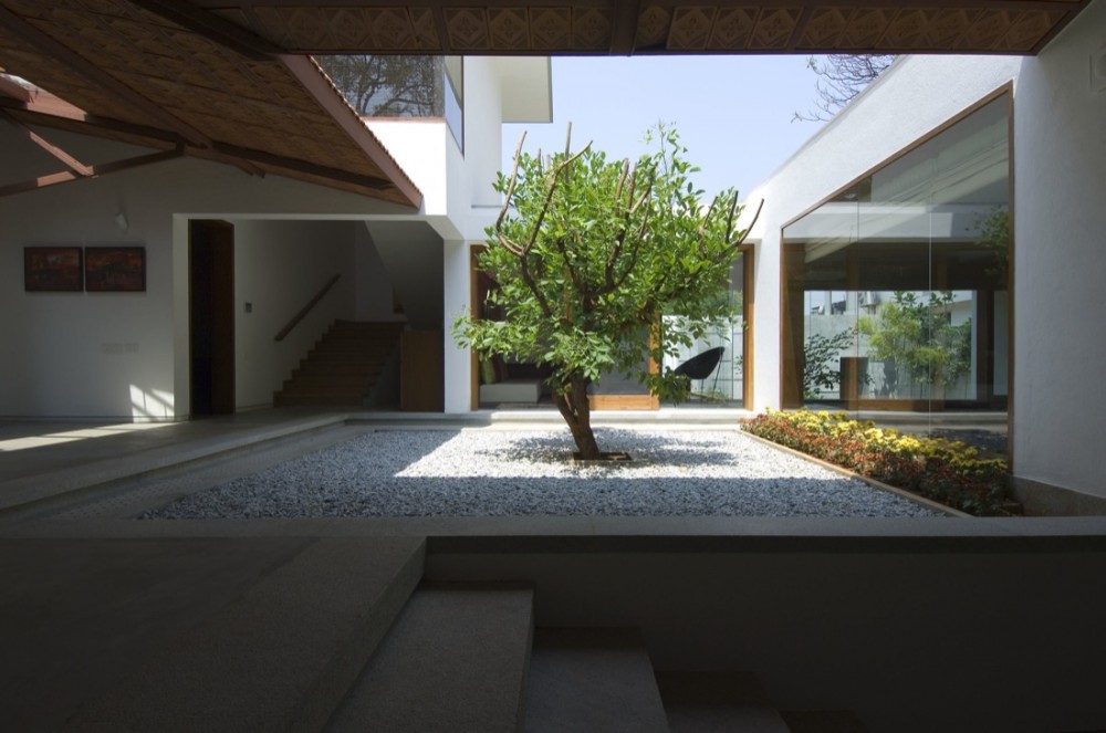 Vastu House / Khosla Associates