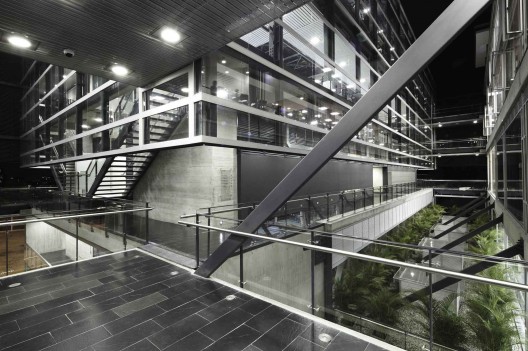 Universidad de los Andes Sport Facilities - Felipe Gonzalez-Pacheco