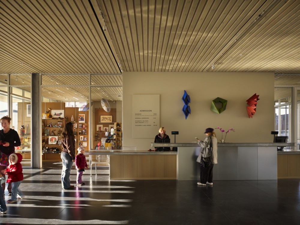The Lightcatcher at Whatcom / Olson Kundig Architects