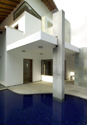 Fernandes House - Khosla Associates