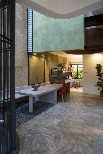 Alleyway House - Formwerkz Architects