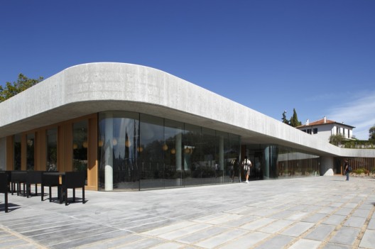 Cannes Tennis Club - Comte & Vollenweider Architectes
