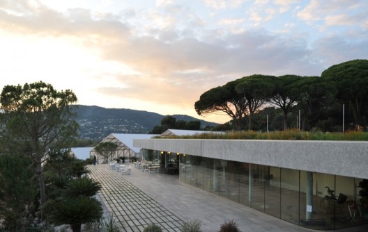 Cannes Tennis Club - Comte & Vollenweider Architectes