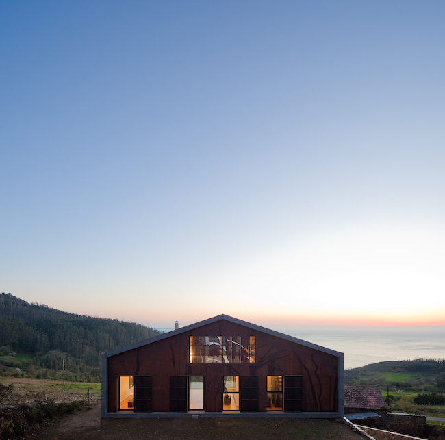 House - Prefabricated Nature - MYCC © FG+SG – Fernando Guerra, Sergio Guerra