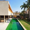Concrete - House 6 - Marcio Kogan Concrete - House 6 - Marcio Kogan © Pedro Kok