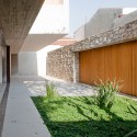 Concrete - House 6 - Marcio Kogan Concrete - House 6 - Marcio Kogan © Pedro Kok