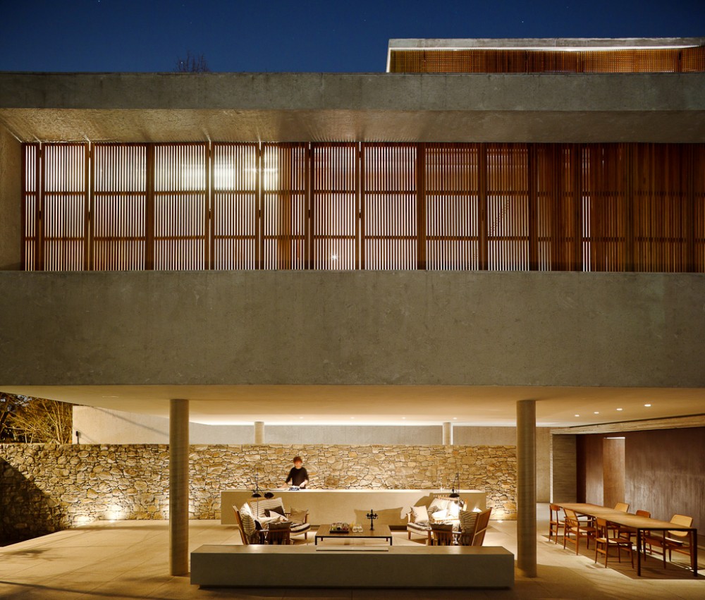 House 6 / Marcio Kogan