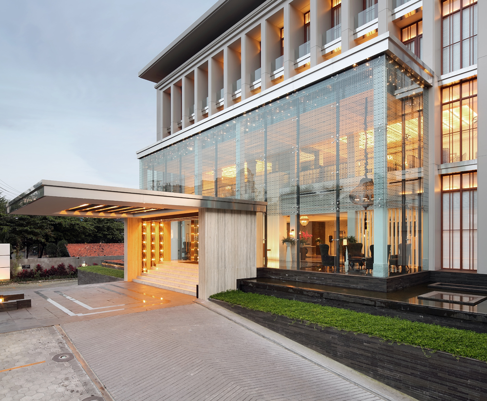 Erha Clinic Surabaya / HMP Architects