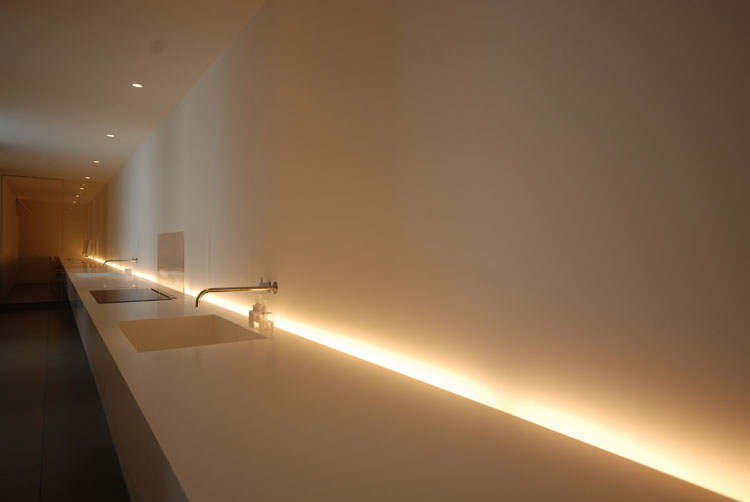 Minimalist House - Shinichi Ogawa & Associates © Courtesy of Shinichi Ogawa & Associates
