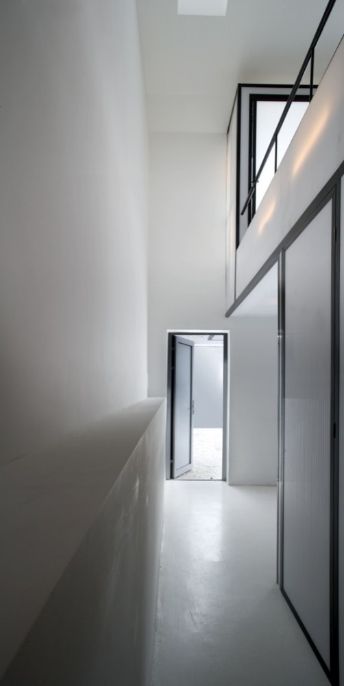Plastic House / Architecture Republic