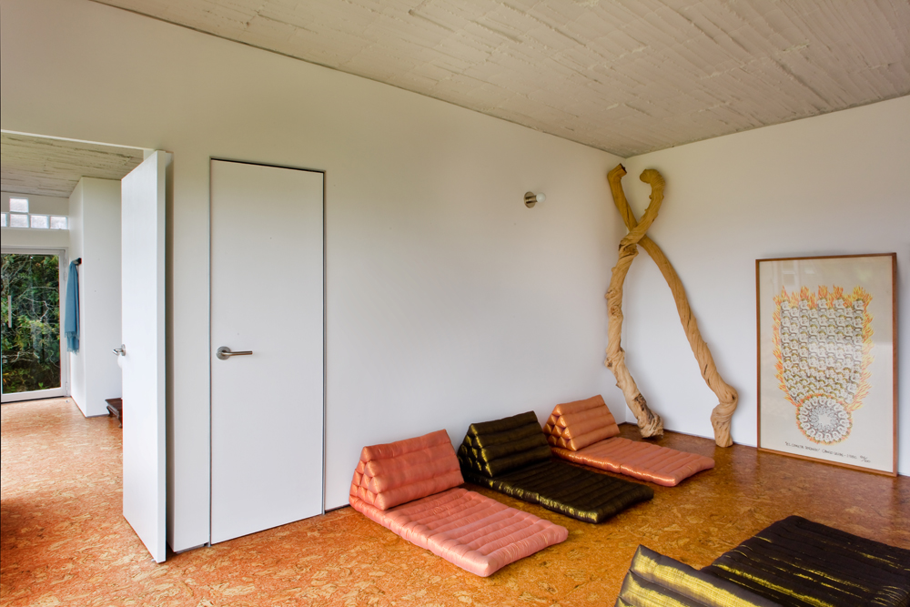 Santa Elena House / Antonio Sofan