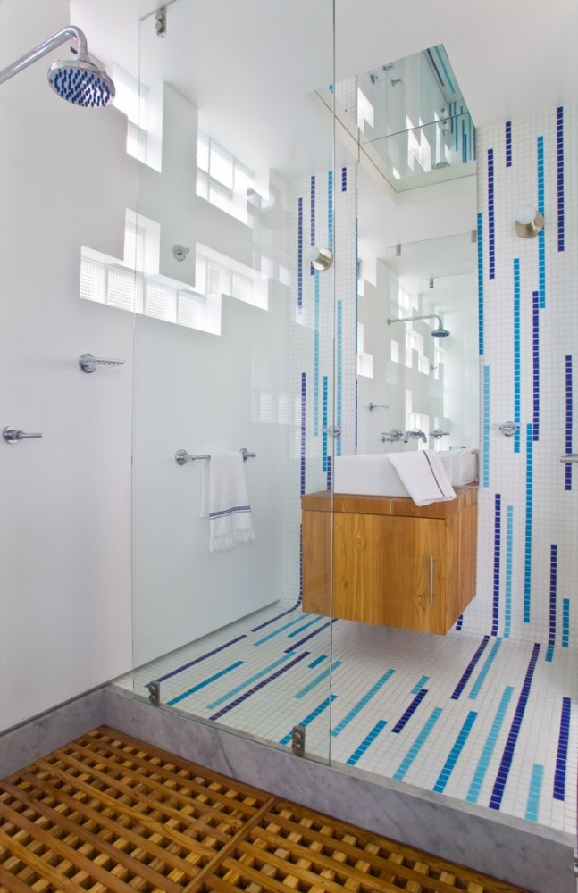 Santa Elena House / Antonio Sofan