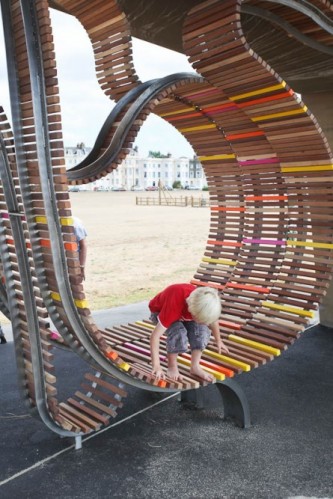 bench06