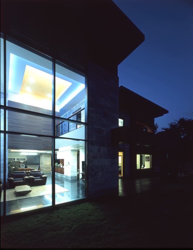 P House / HAHN Design