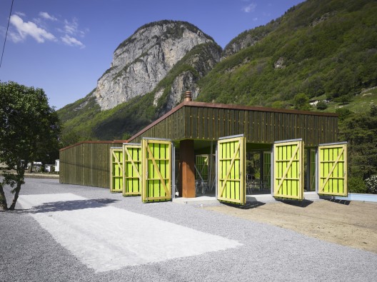 Camping Bois-noir Guest Facilities - Bonnard Woeffray Architectes