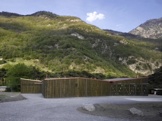 Camping Bois-noir Guest Facilities - Bonnard Woeffray Architectes