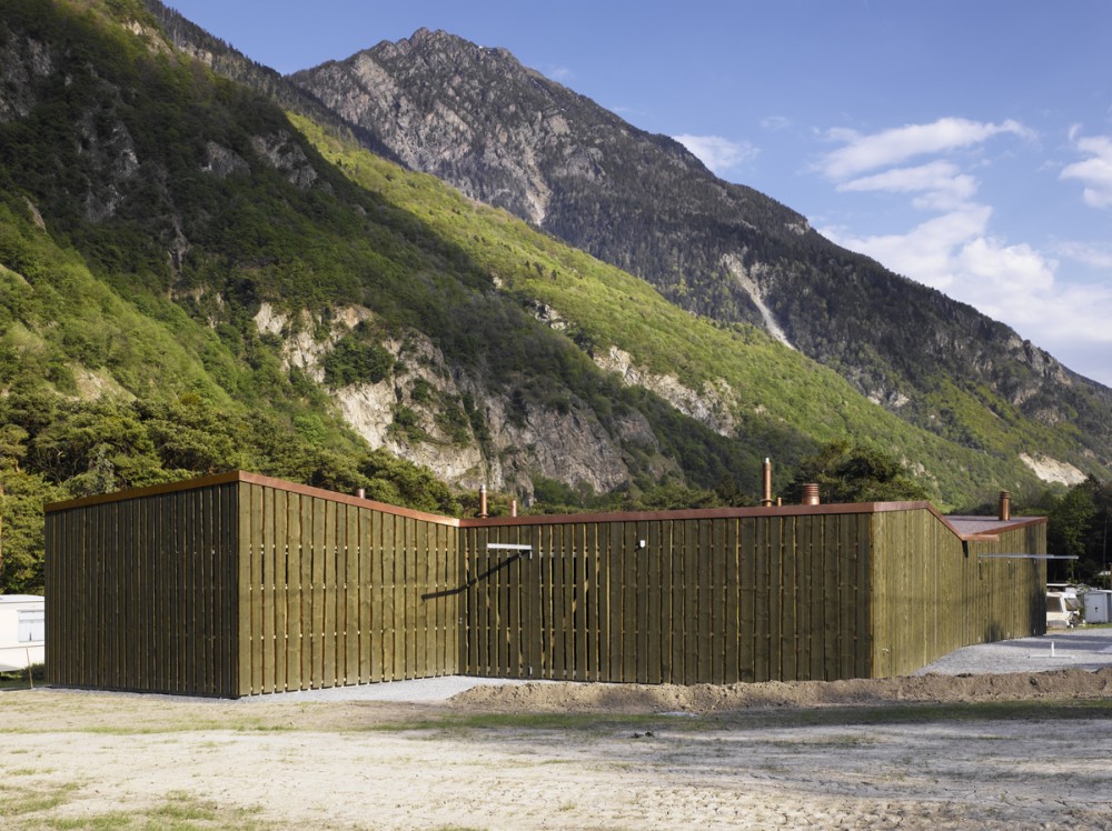 Camping Bois-noir Guest Facilities / Bonnard Woeffray Architectes