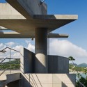 House in Ubatuba - SPBR Arquitetos © Nelson Kon