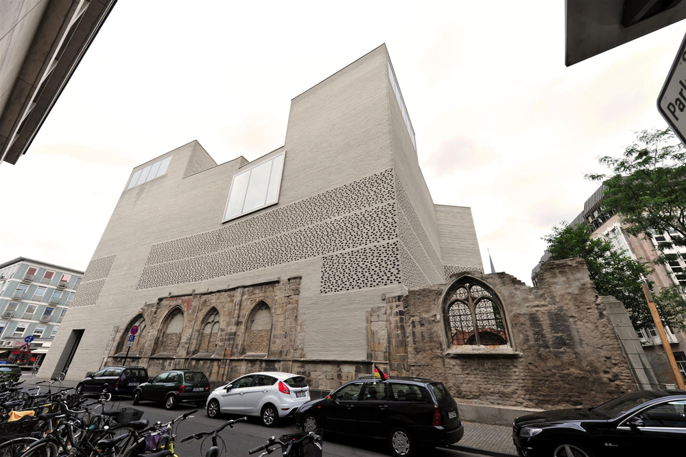 Kolumba Museum / Peter Zumthor