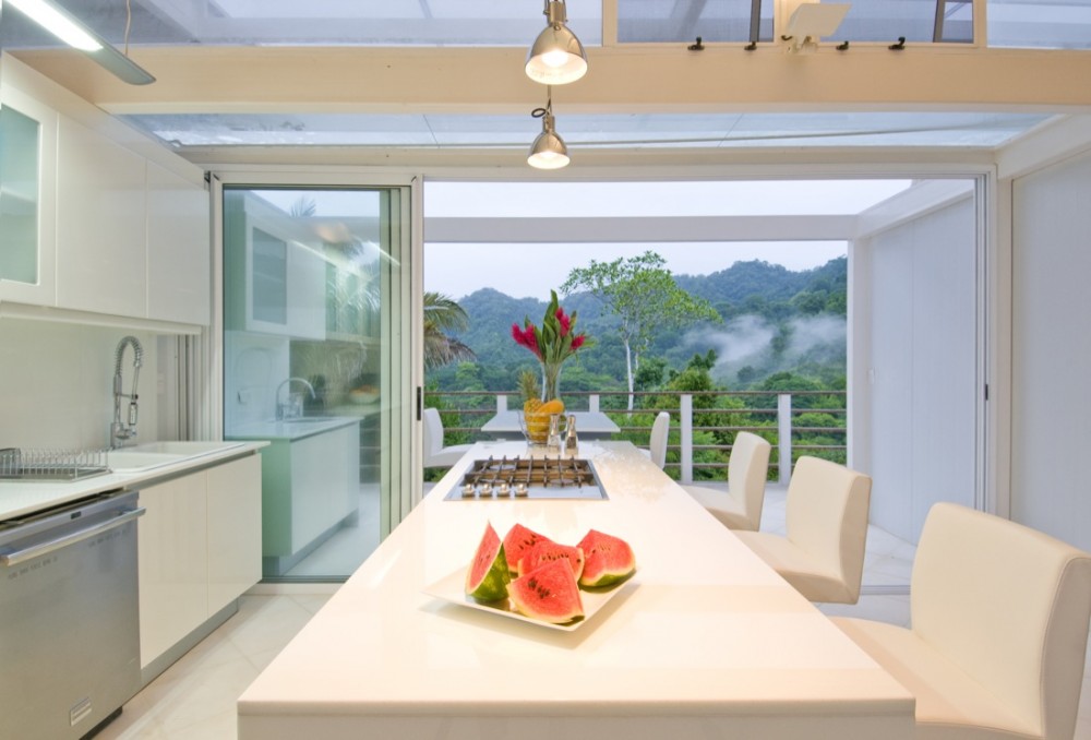 Iseami House - Robles Arquitectos © Courtesy of Juan Robles