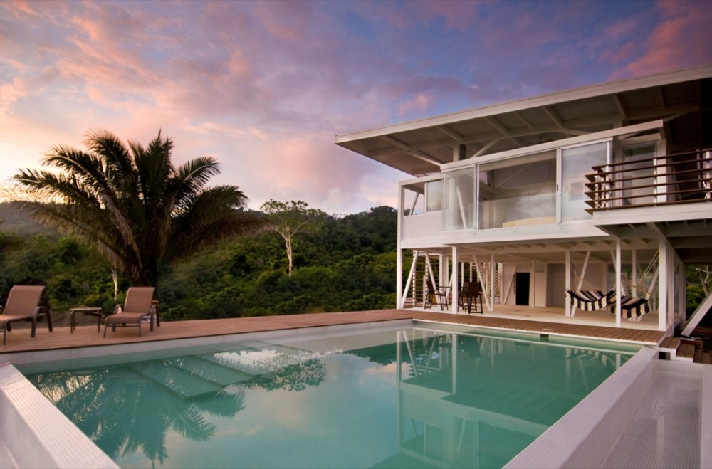 Iseami House - Robles Arquitectos © Courtesy of Juan Robles