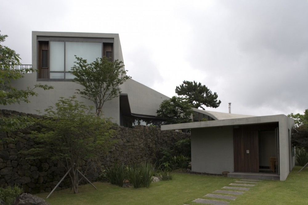 Scissor House - BCHO Architects © Wooseop Hwang