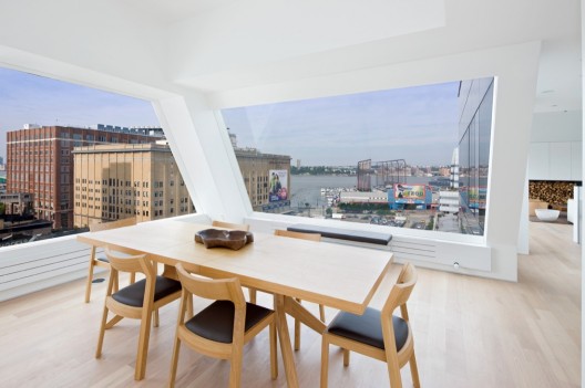 459 West 18th Street - Della Valle + Bernheimer