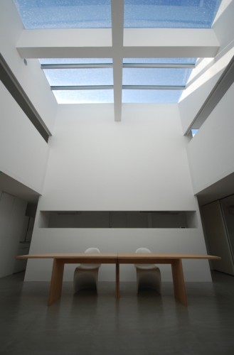 Cube House - Shinichi Ogawa & Associates