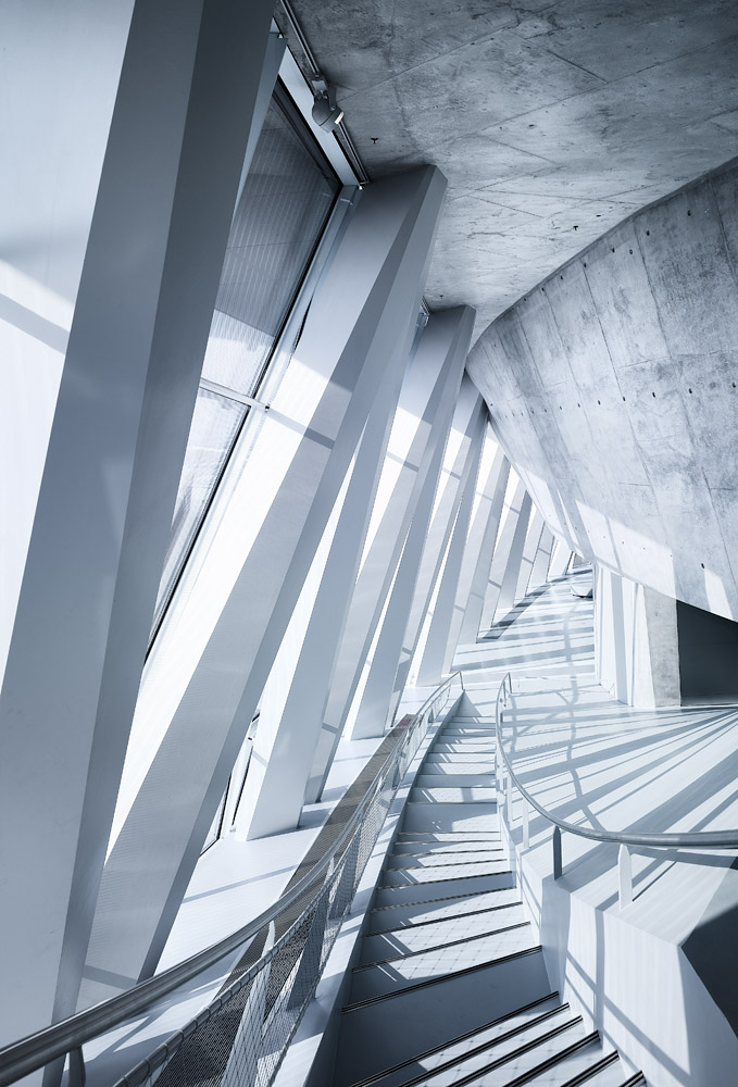 Mercedes Benz Museum / UN Studio, photos by Michael Schnell
