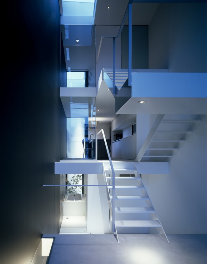 House in Showa-cho / Fujiwarramuro Architects