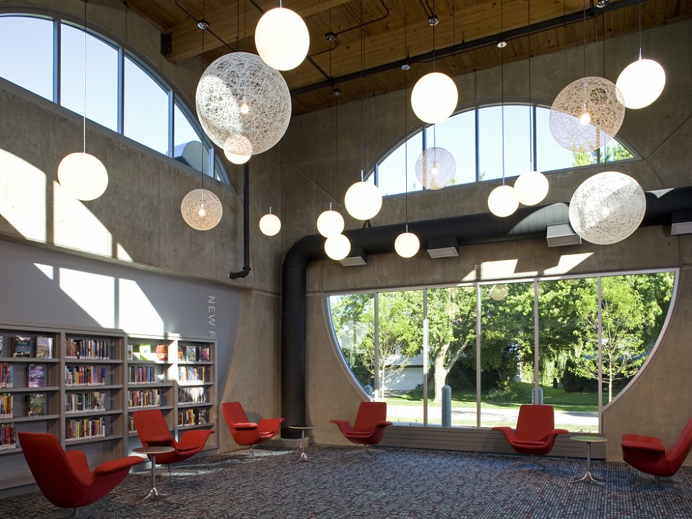 The Poplar Creek Public Library / Frye Gillan Molinaro Architects
