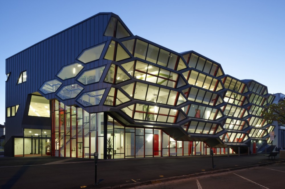 Warrnambool Campus / Lyons