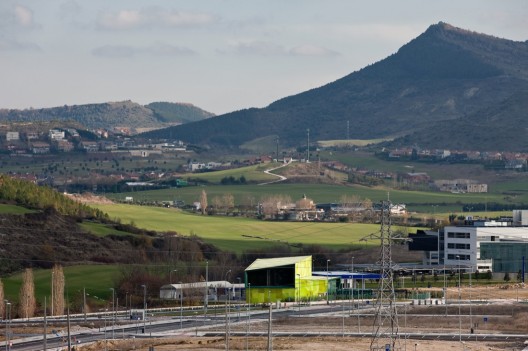 Aluminium - Urban Solid Waste Collection Central - Vaillo + Irigaray