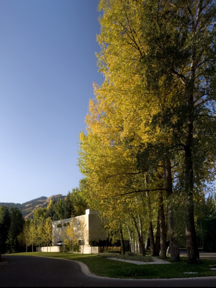 Nove II / Studio B Architects