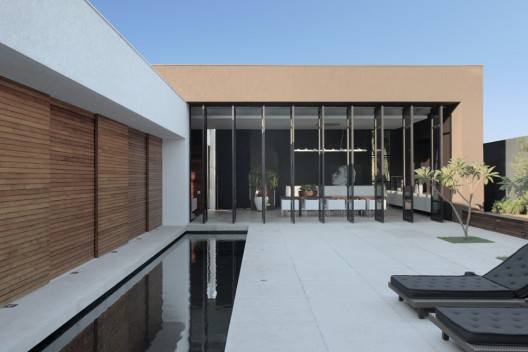 OM House - Studio Guilherme Torres