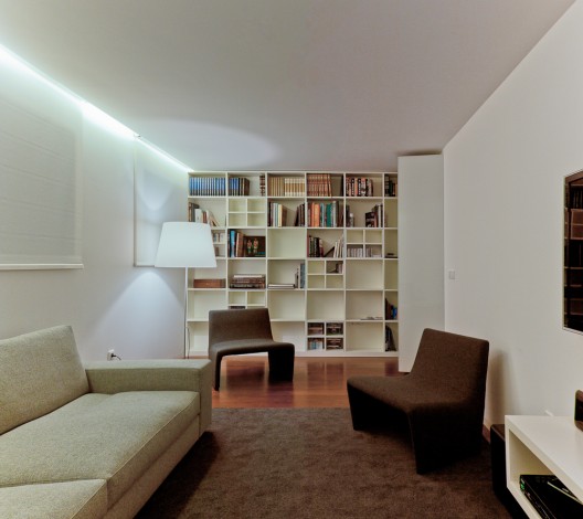 Oporto House - +linha-linha Architects