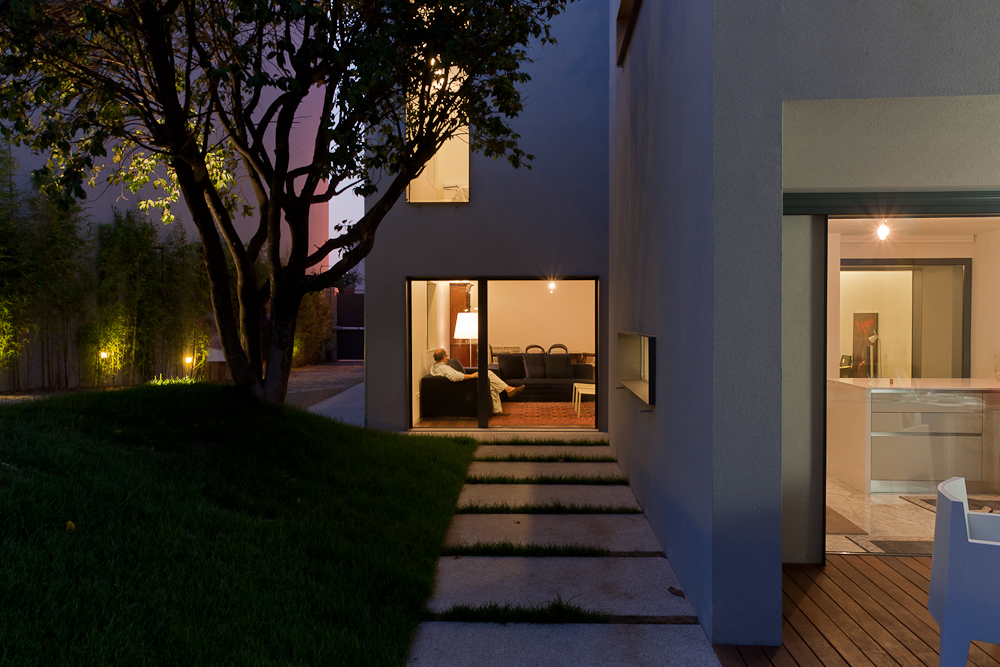 Oporto House / +linha-linha Architects