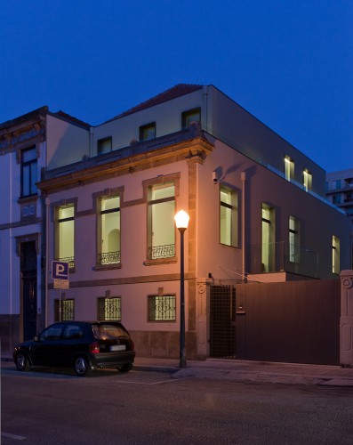 Oporto House - +linha-linha Architects