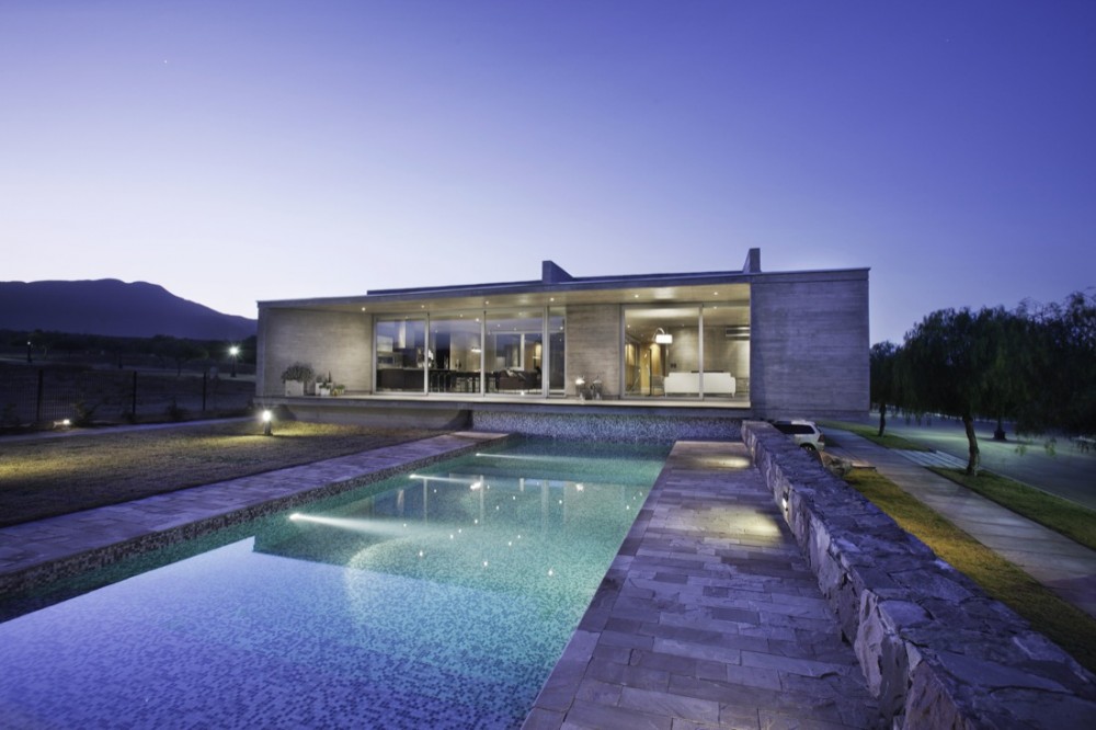 Sobrino House - A4estudio © Courtesy of A4estudio
